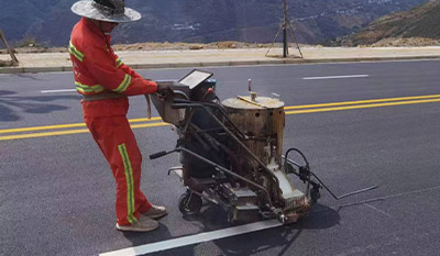 道路划线怎么划？