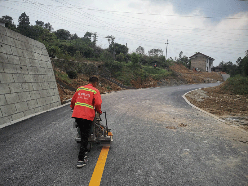 乡村道路划线